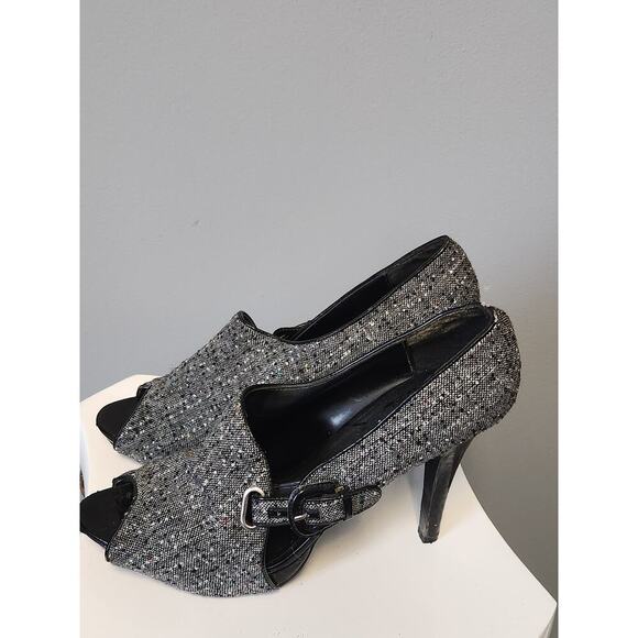 NWOT Qupid Tweed Black White Peep Toe & Side High Heels 11 - Picture 2 of 7